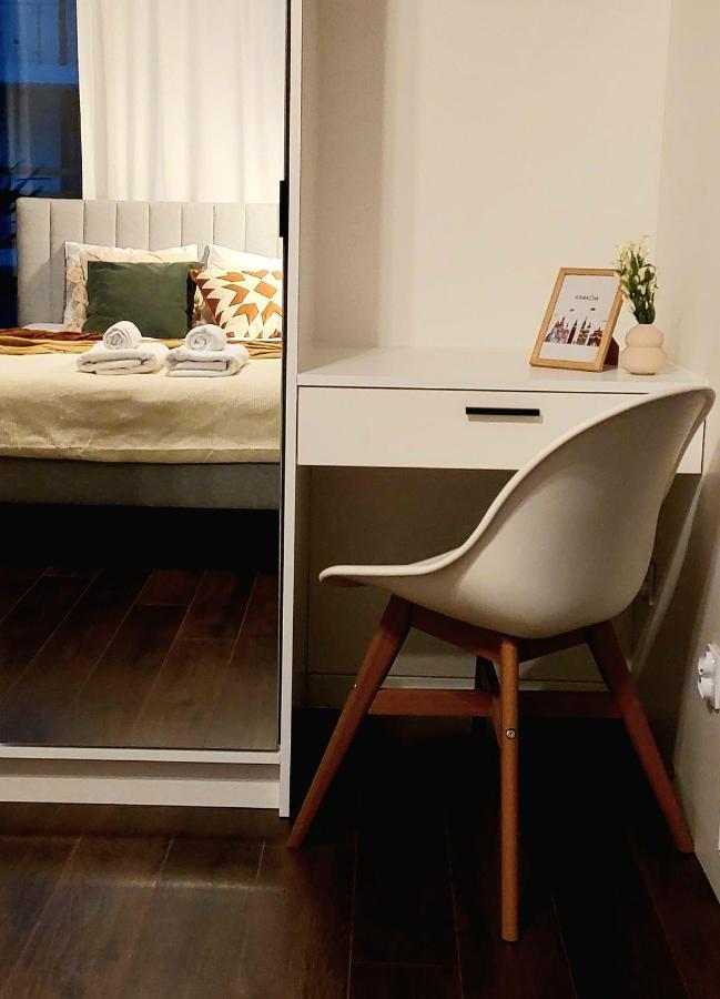 Przytulny Apartament Greenwall Krakow Bagian luar foto
